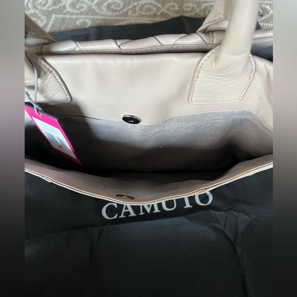 Vince Camuto Leori Tote NWT - Picture 5 of 9
